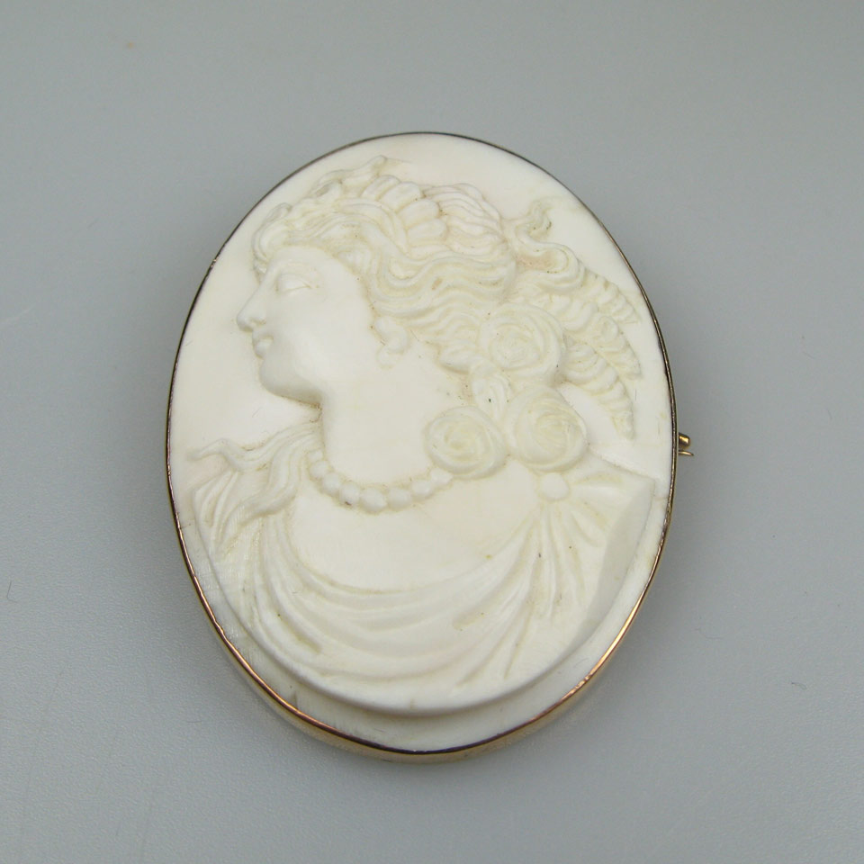 Appraisal: Oval Carved Pink Shell Cameo in a k yellow gold