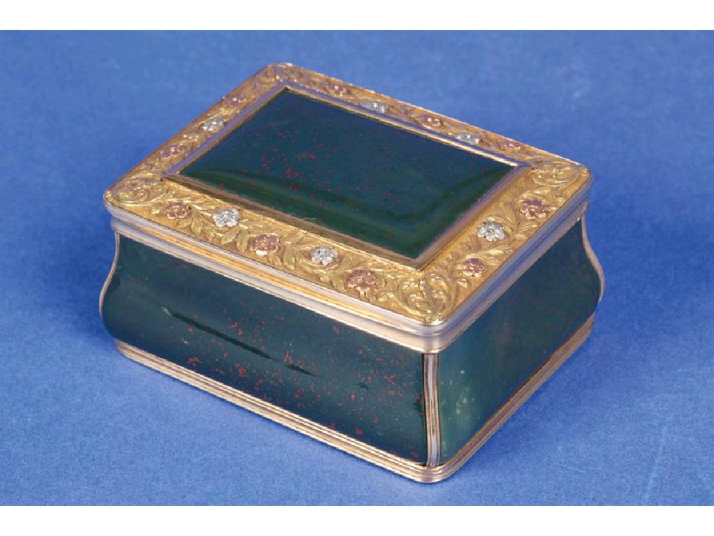 Appraisal: A CONTINENTAL BLOODSTONE AND THREE COLOURED GOLD SNUFF BOX of