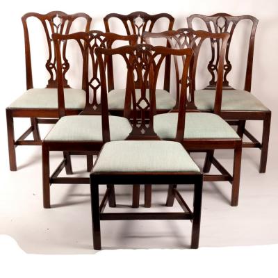 Appraisal: A harlequin set of six th Century mahogany dining chairs