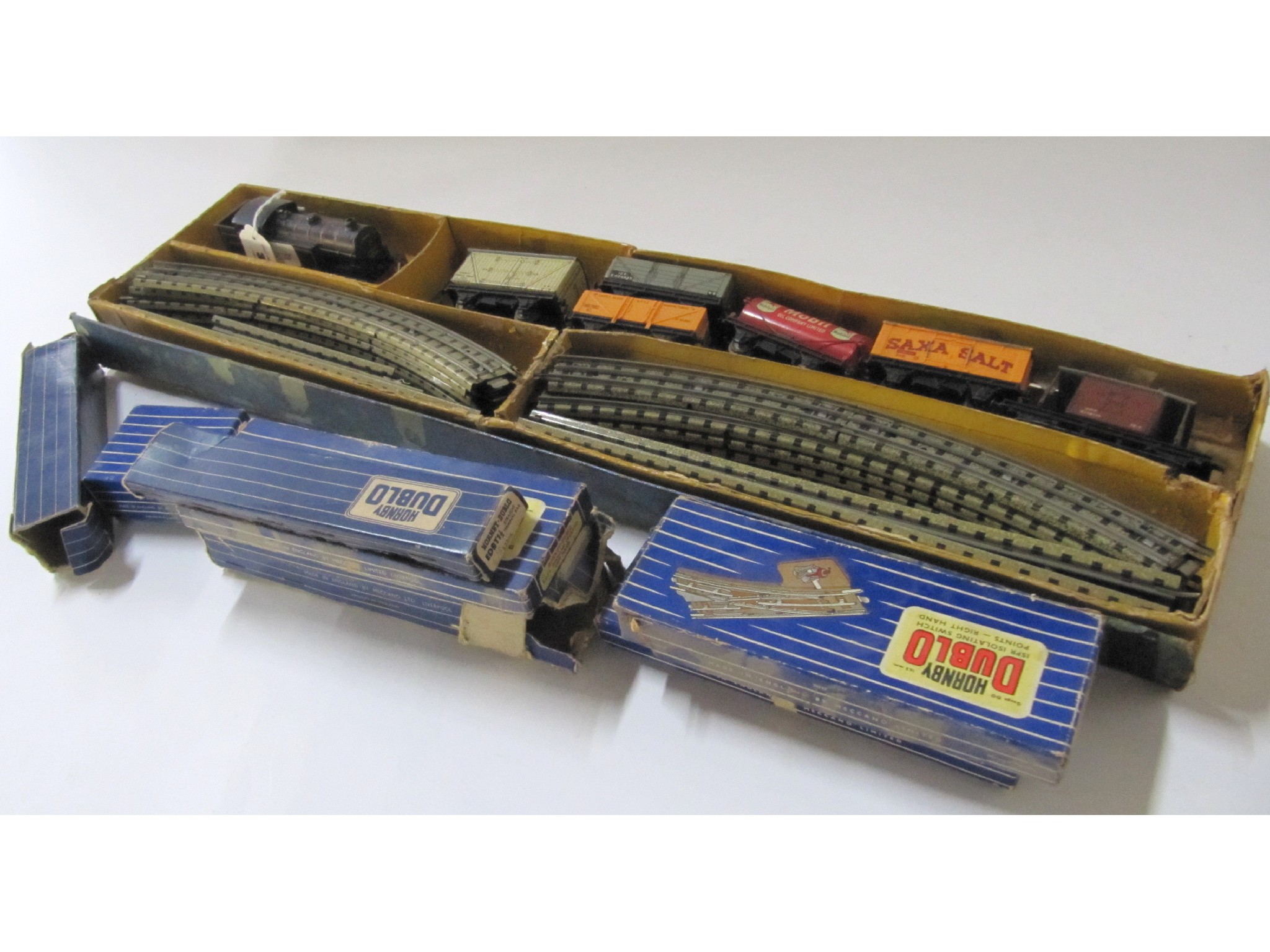 Appraisal: A Hornby Dublo train set in original box