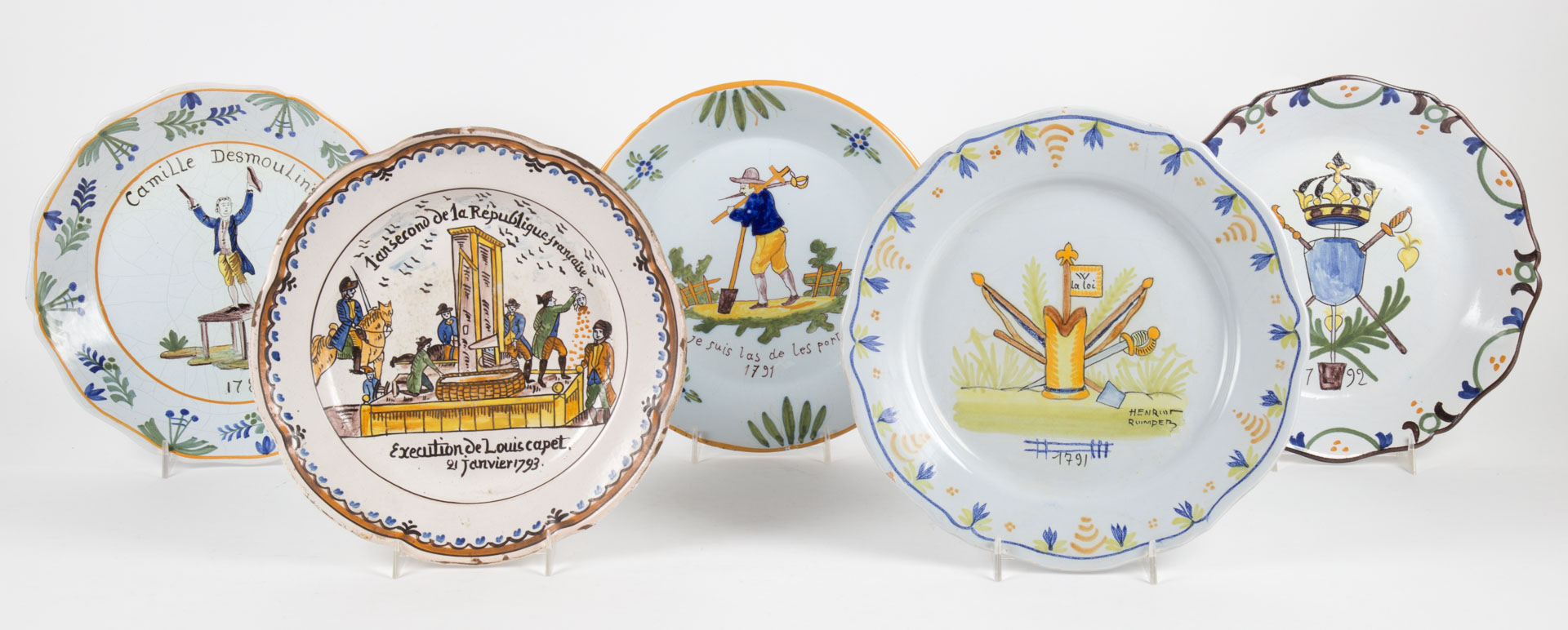 Appraisal: Five French Faience Patriotique plates th century all with scenes