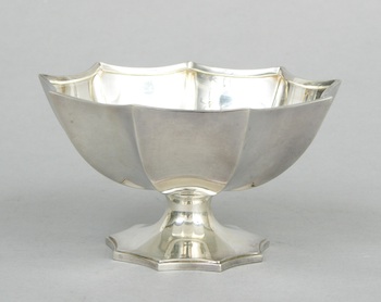 Appraisal: A Sterling Silver Footed Bowl by Tiffany A sterling silver