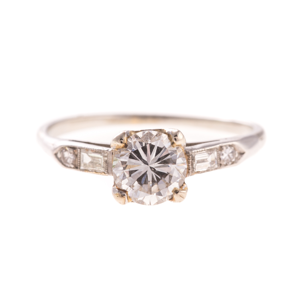 Appraisal: A Lady's Vintage Diamond Ring in Platinum Platinum diamond solitaire