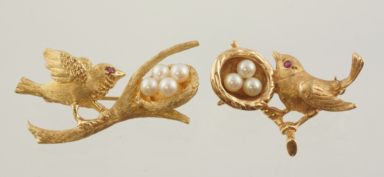 Appraisal: YG bird nest pins pearl eggs one stamped K F