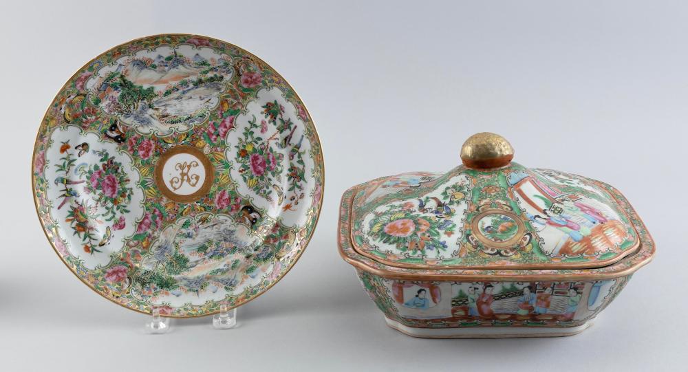 Appraisal: TWO PIECES OF CHINESE EXPORT PORCELAIN LATE TH CENTURYTWO PIECES