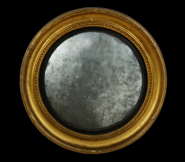 Appraisal: Regency Giltwood Convex Mirror early th century the round mirror