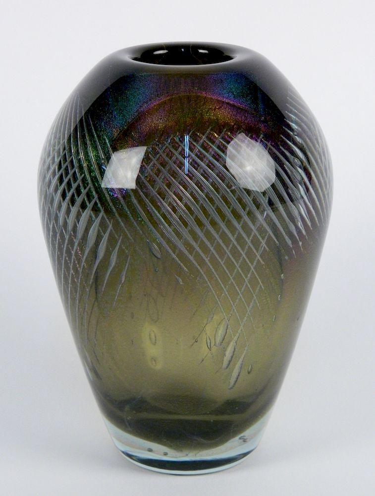 Appraisal: David Huchthausen glass vase David Huchthausen American - - Untitled-