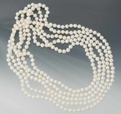 Appraisal: A Inches Long Strand of Freshwater Cultured Pearls An attractive