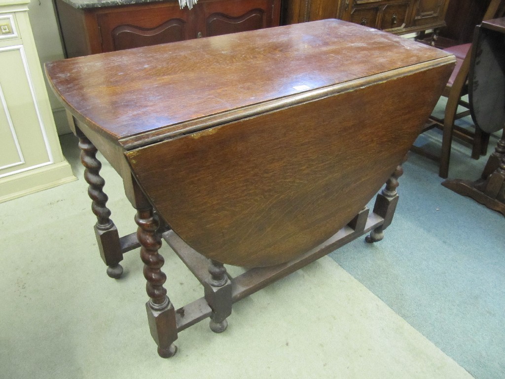 Appraisal: Oak gateleg dining table