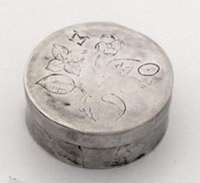 Appraisal: A late th century counter box of plain circular form