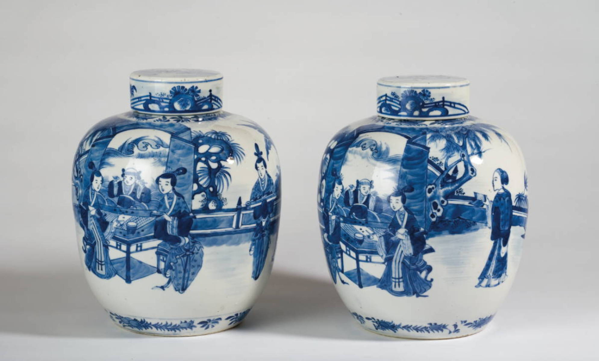 Appraisal: PAIR OF CHINESE PORCELAIN BLUE AND WHITE COVERED GINGER JARS