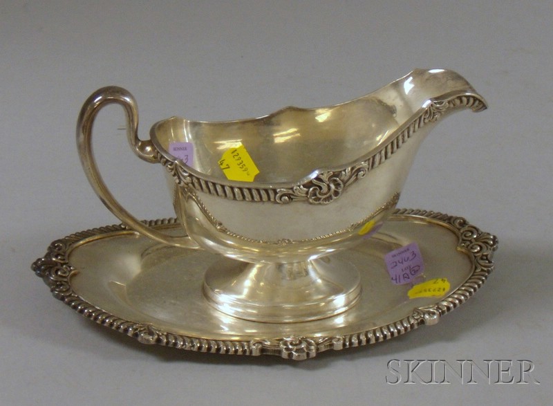 Appraisal: Silver Plated Gravy Boat with Undertray