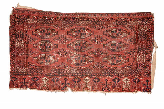 Appraisal: A TURKOMAN KIZIL AYAK RUG with three rows of three