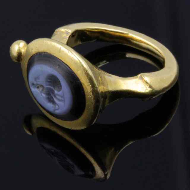 Appraisal: A Roman nicolo intaglio in a later ring setting