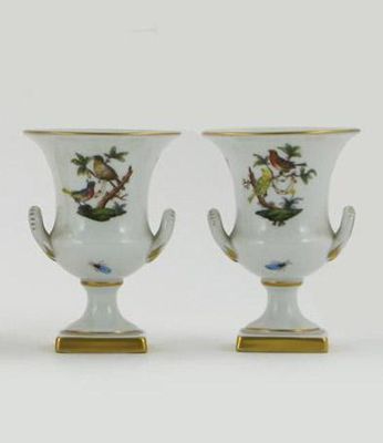 Appraisal: A pair of small Herend vases each decorated with birds