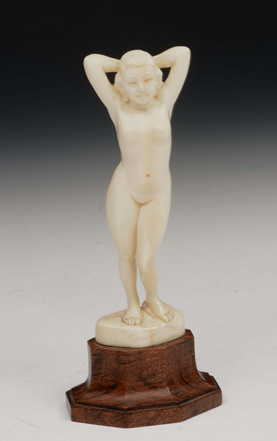 Appraisal: A LATE TH EARLY TH CENTURY FIGURE OF A NUDE