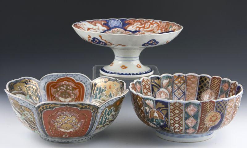 Appraisal: Two Imari Scalloped Rim Bowls and Compote the first bowl