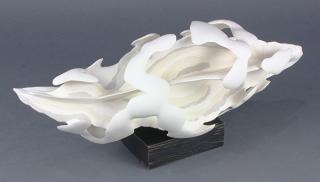 Appraisal: Moderne abstract sculpture having an organic form in cream and