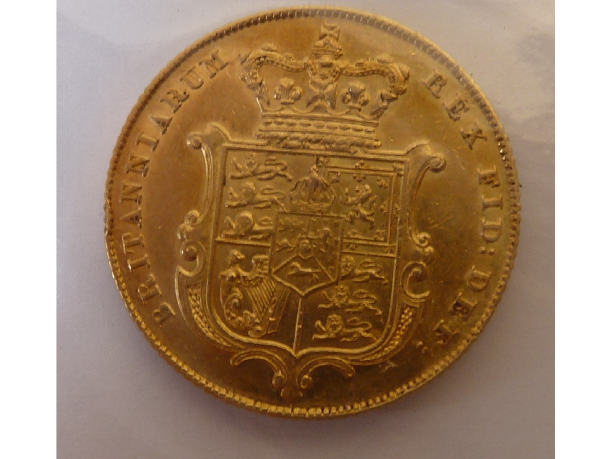 Appraisal: A GEORGE IV GOLD SOVEREIGN extra fine