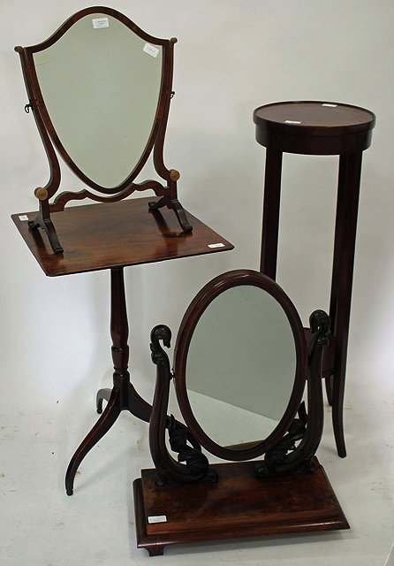 Appraisal: A EDWARDIAN MAHOGANY JARDINIERE STAND cm in height together with