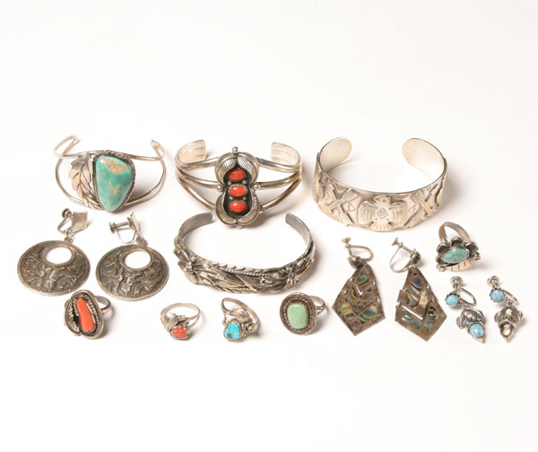 Appraisal: Lot of Native American and Mexican jewelry bracelets one artist