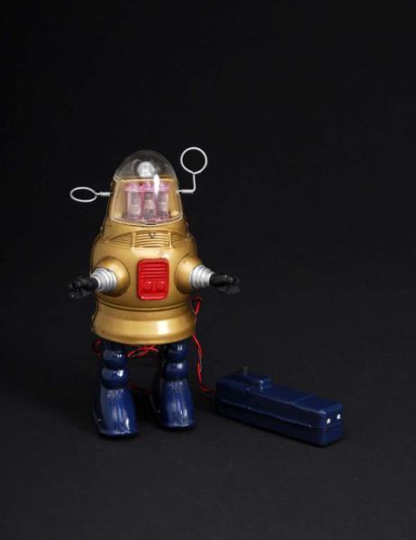 Appraisal: Tin Pug Robby Robot Description Japanese Made by Masudaya Gold