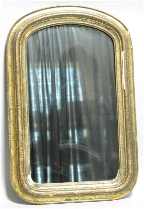 Appraisal: SMALL GILTWOOD ROUNDED RECTANGULAR MIRROR The shaped rectangular frame with