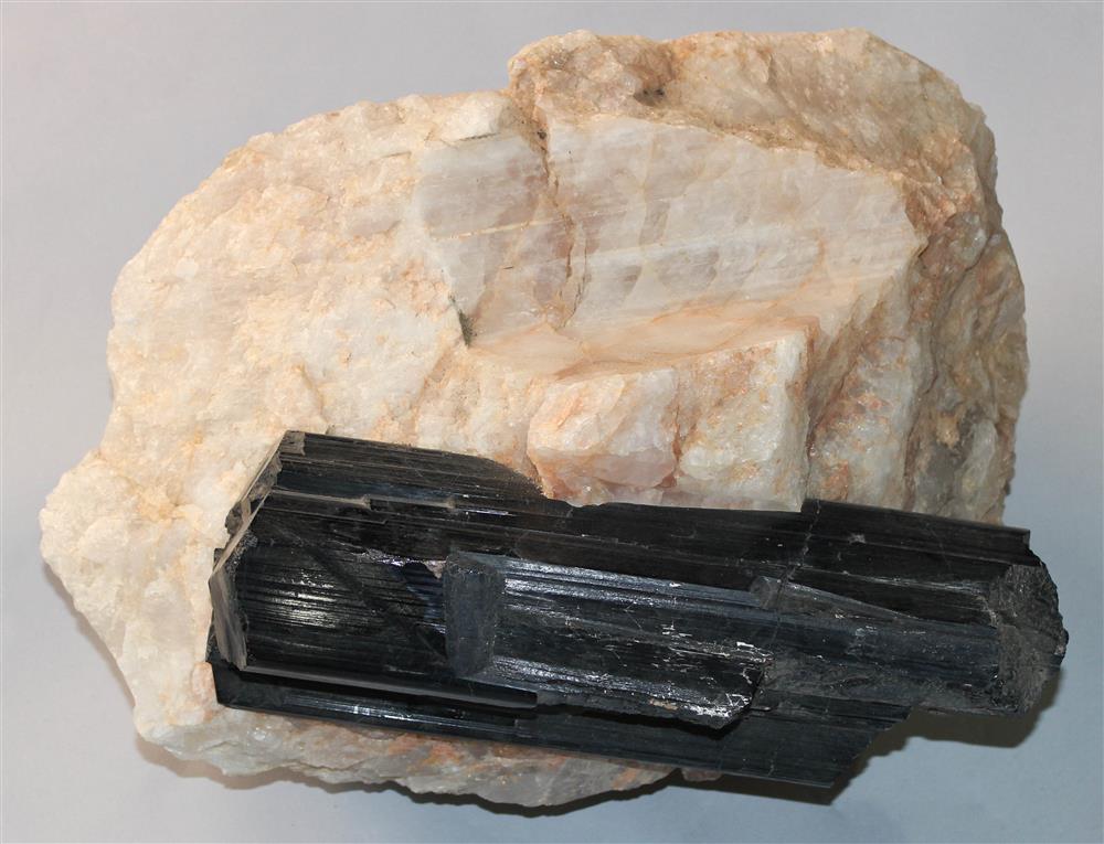 Appraisal: SCHORL TOURMALINE ON A QUARTZ MATRIX MINERAL FROM MINAS GERAIS