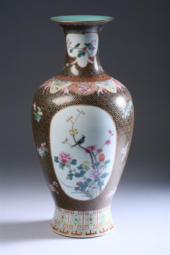 Appraisal: CHINESE FAMILLE ROSE PORCELAIN VASE Republic period - in high