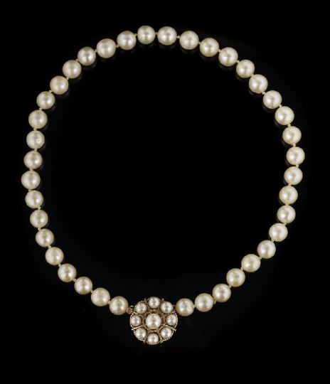 Appraisal: Vintage Fourteen-Karat Yellow Gold and Cultured Pearl Necklace composed of