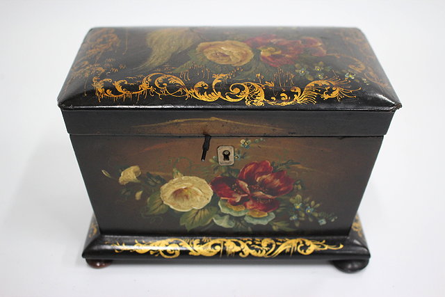 Appraisal: A VICTORIAN PAPIER MACHE TEA CADDY decorated with exotic birds