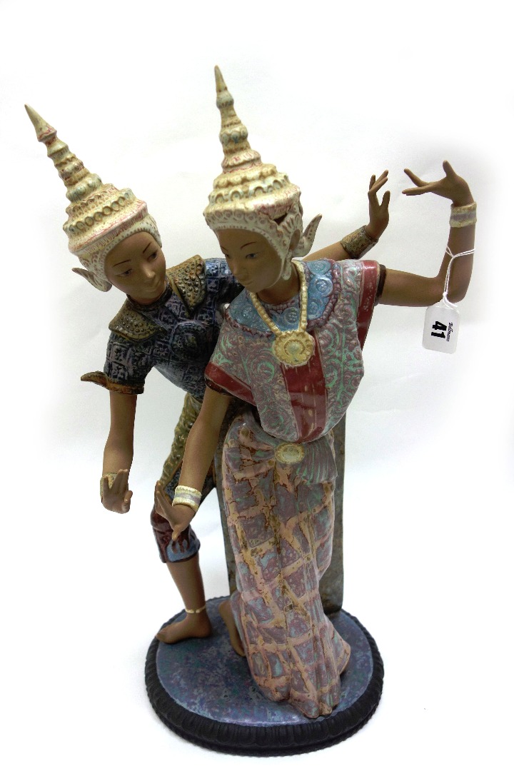 Appraisal: A large Lladro figure group of two Thai dancers cm