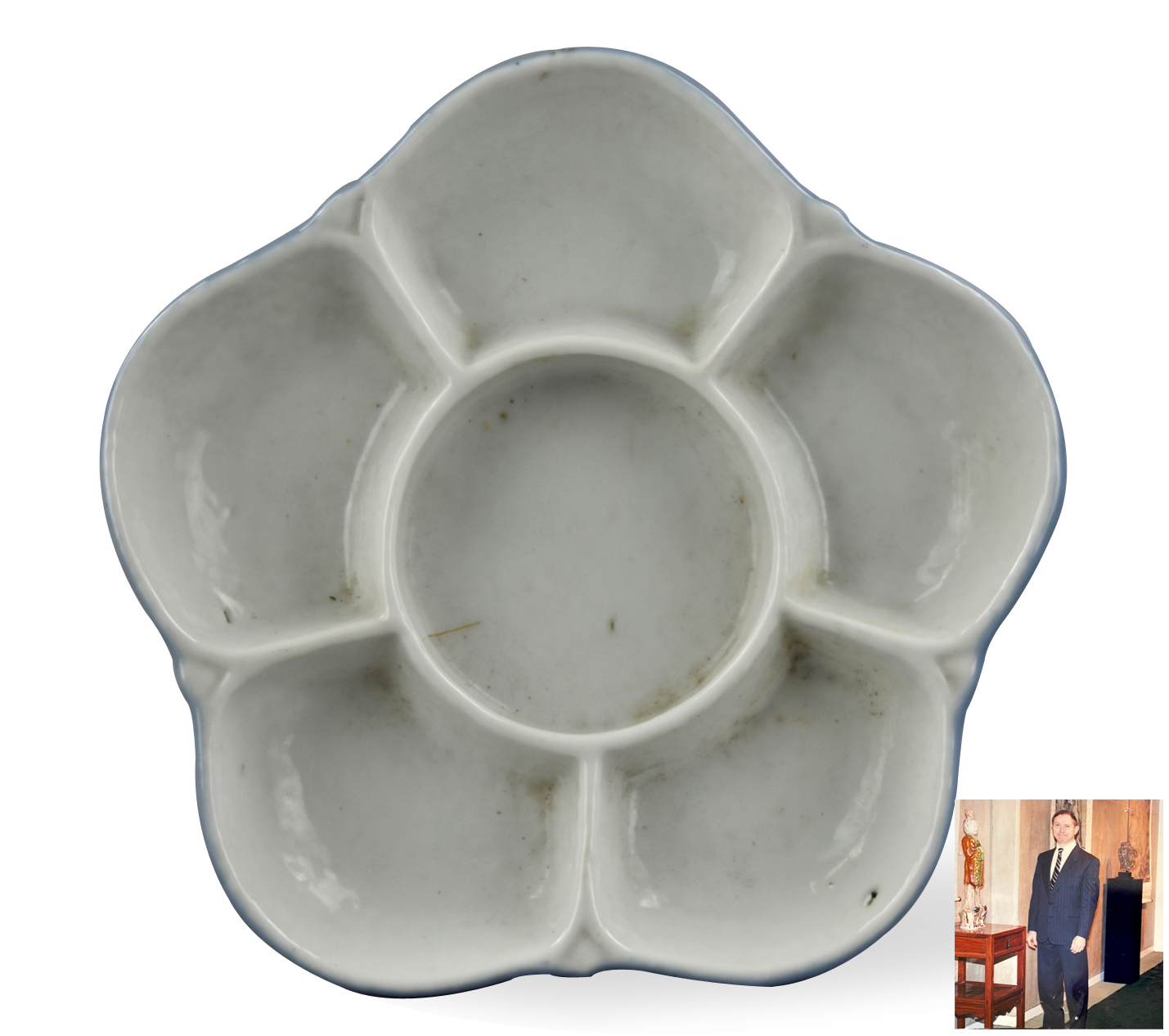 Appraisal: Chinese th C floral shaped form tray in light blue