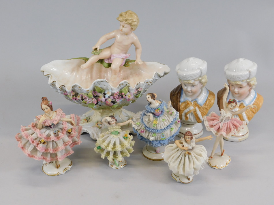 Appraisal: Various porcelain figures to include a centrepiece a pair of