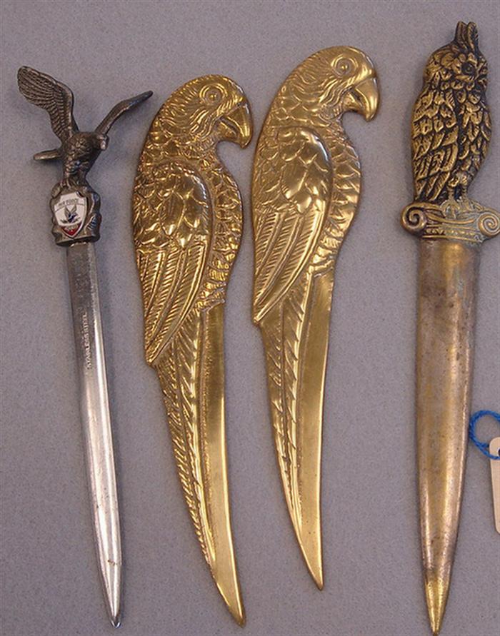 Appraisal: Lot of vintage brass bird letter openers Including parrots owl