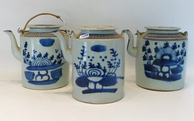 Appraisal: COLLECTION OF THREE CHINESE BLUE AND WHITE PORCELAIN TEAPOTS hand