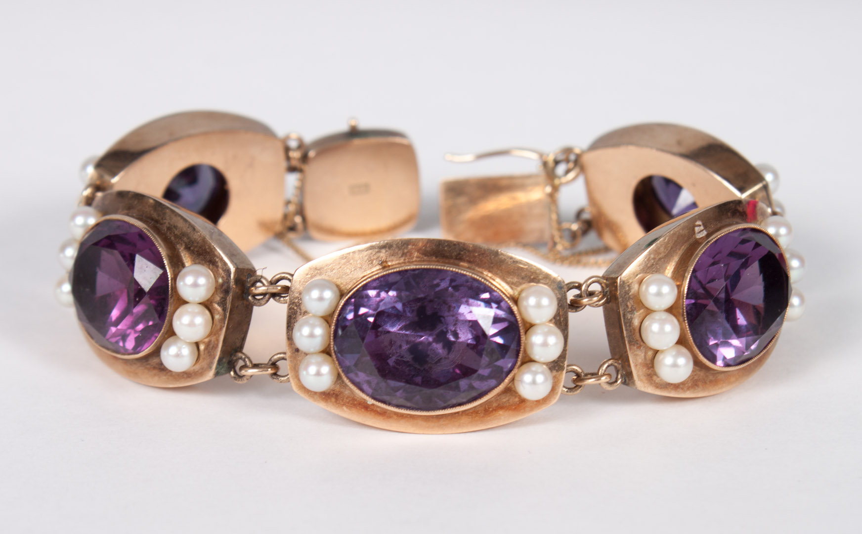 Appraisal: Lady's K gold amethyst and pearl bracelet in L grams