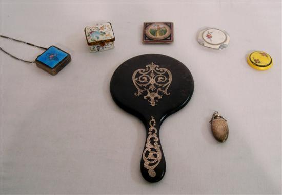 Appraisal: Four enamelled compacts early th C and one small hand