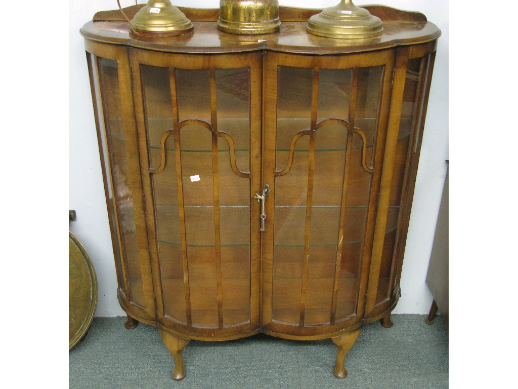 Appraisal: Display cabinet