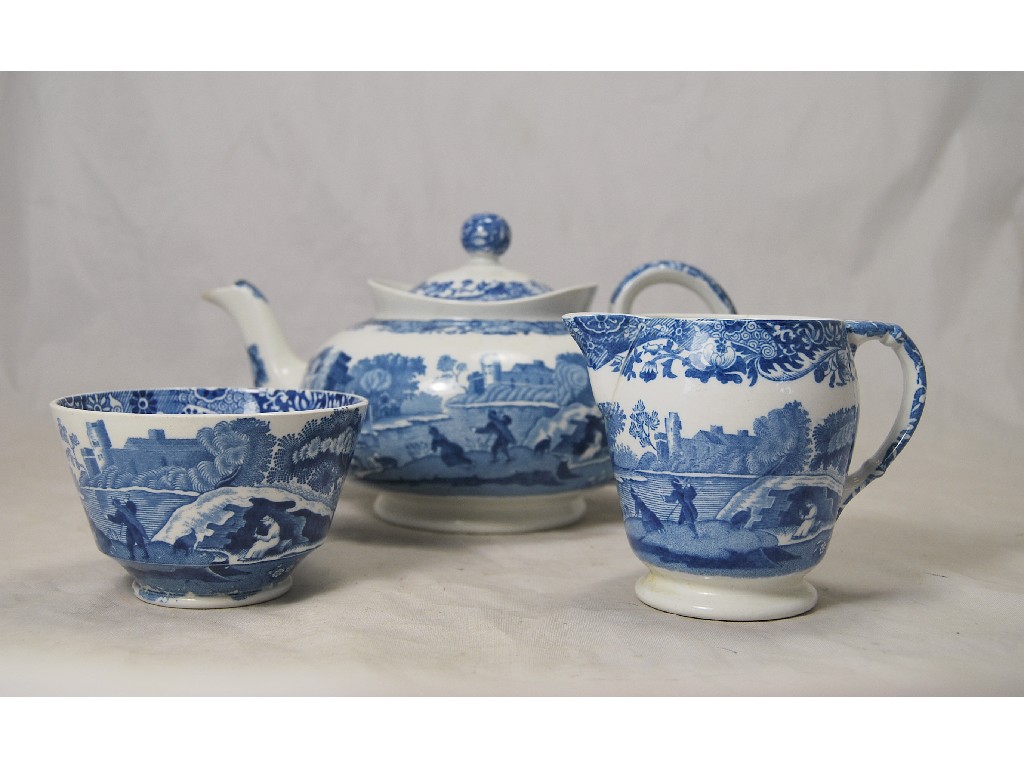 Appraisal: A Copeland Spode 'Italian' pattern tea service comprising teapot hot