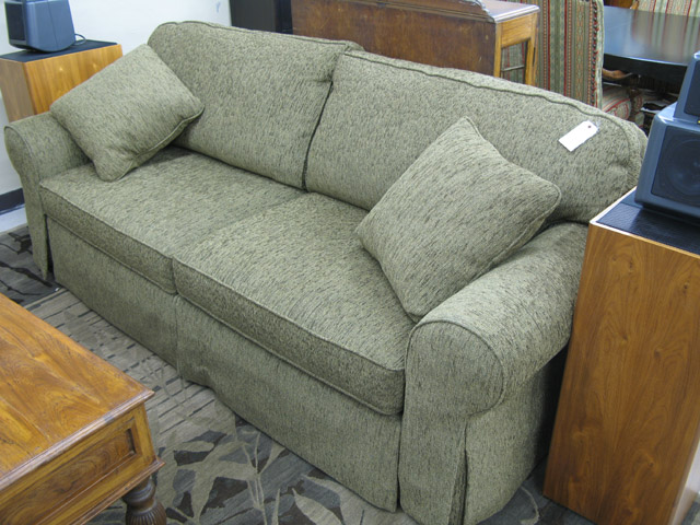 Appraisal: QUEEN SOFA SLEEPER Motion Craft by Sherrill Furniture Co Hickory