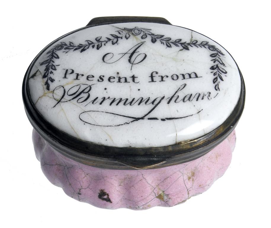 Appraisal: A GEORGE III SOUTH STAFFORDSHIRE ENAMEL PATCH BOX the lid