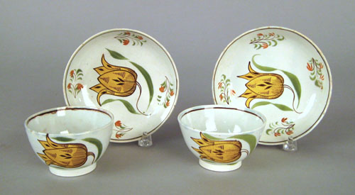 Appraisal: Pair of pearlware cups and saucers early th c with