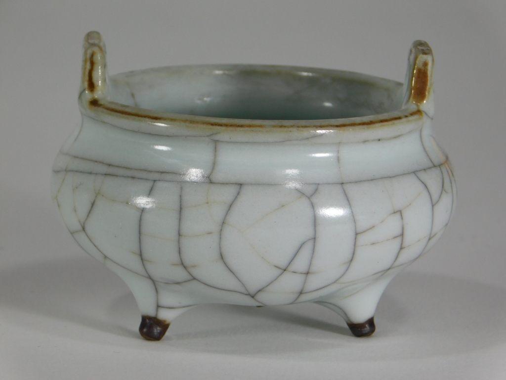 Appraisal: DIMINUTIVE CHINESE CRACKLE GLAZE PORCELAIN CENSER China Early th centuryGlobular