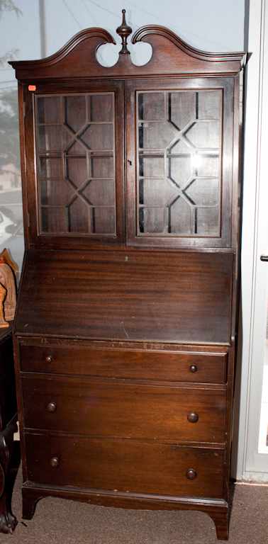 Appraisal: Federal style mahogany slant-front secretary bookcase Estimate - All items