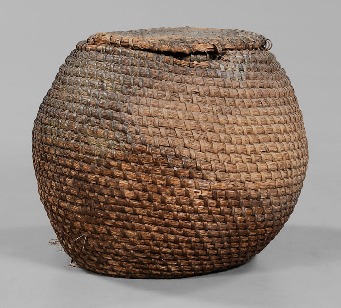 Appraisal: Lidded Straw Basket American early th century wrapped straw coils