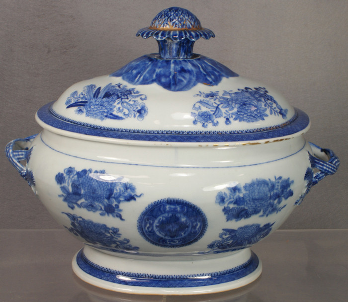 Appraisal: Chinese export porcelain Fitzhugh large covered tureen handle resecured traces