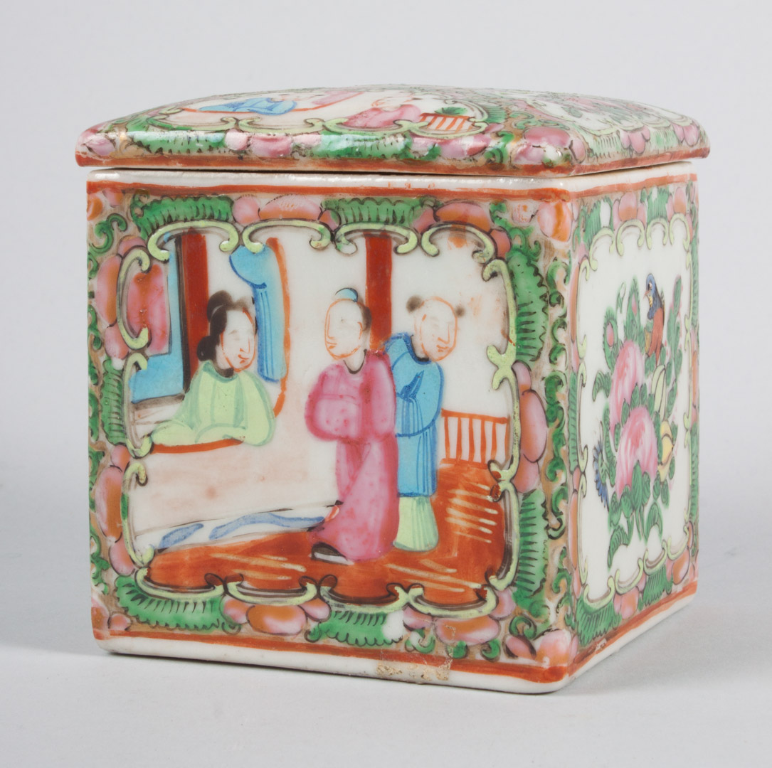 Appraisal: Chinese Export Rose Medallion dresser box fourth quarter- th century