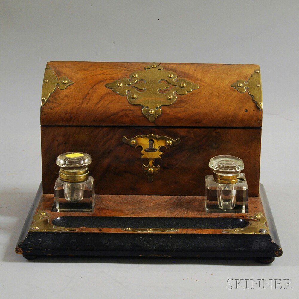 Appraisal: Brass-mounted Desk Set the brass-mounted walnut veneer and lacquered base