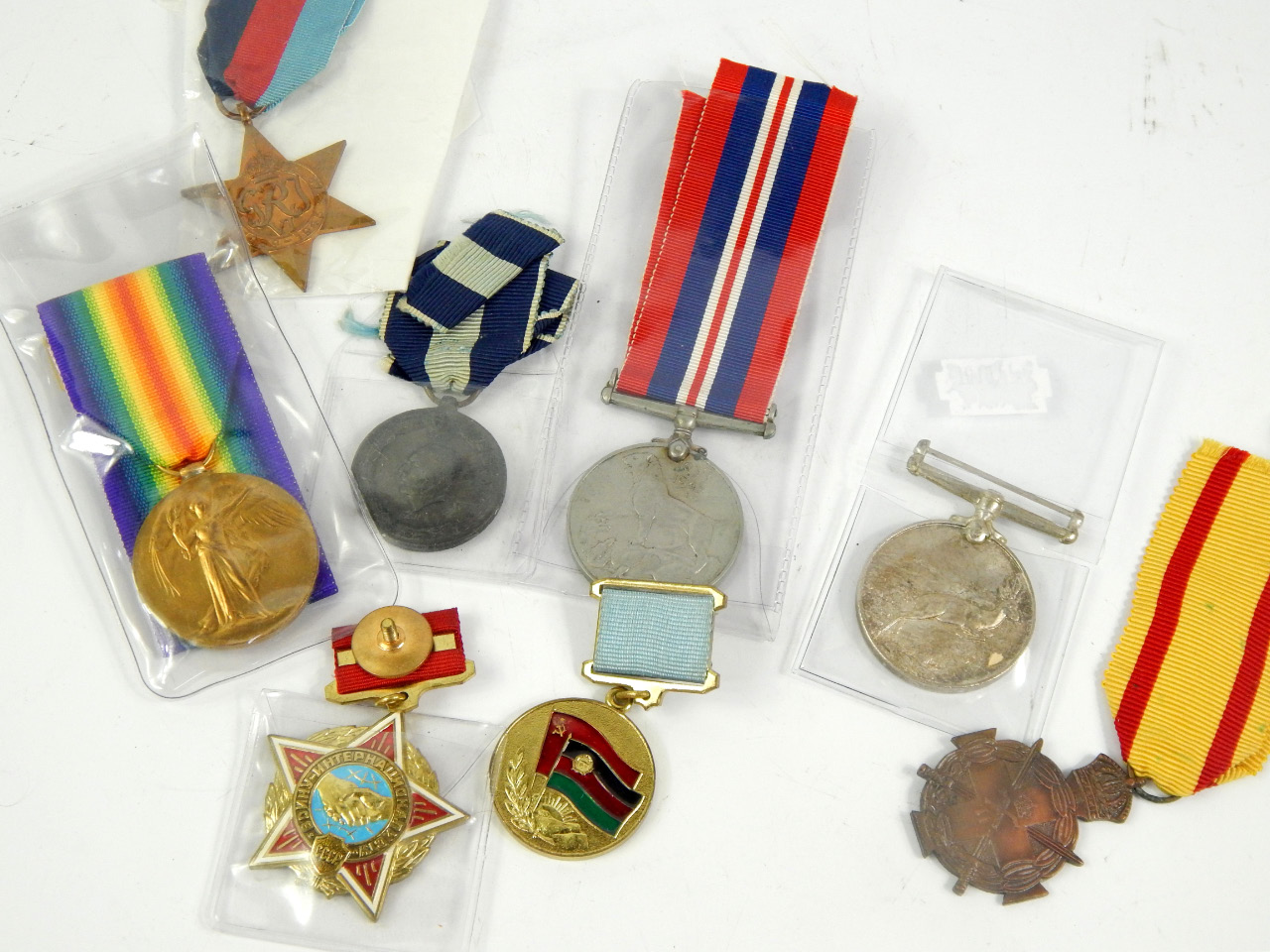 Appraisal: Medals comprising WWI Victory medal - Star War medal Greek